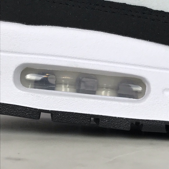 Nike Air Max 1 Men’s White Black Pure Platinum Sporty Style Sneaker Size 10 - Picture 10 of 12